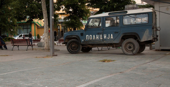 Прегазио колегу оклопним возилом
