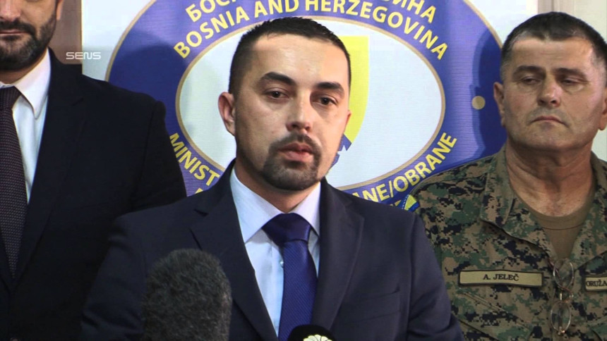 Bez ustupanja oružja i odobrenja vježbe