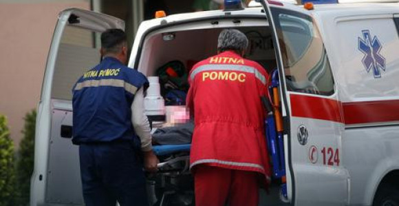 Prnjavor: Žena se polila benzinom