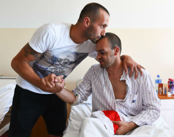 Dirljiv susret u bolnici...