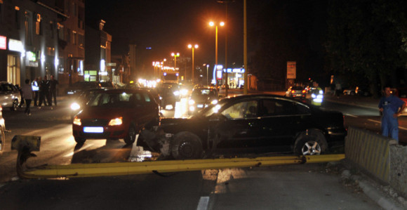 Izvalio stub ulične rasvjete