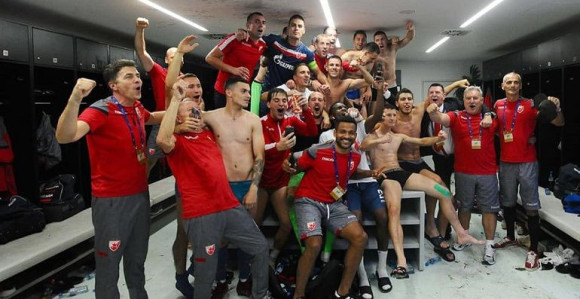 "Може било ко, дајте Ливерпул, прво Воша..."