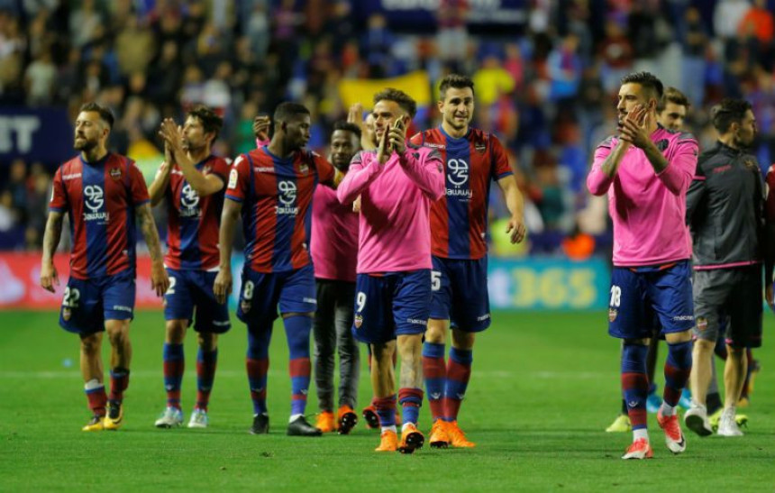 ŠPA: Levante stopirao Alaves, Betis jedva!