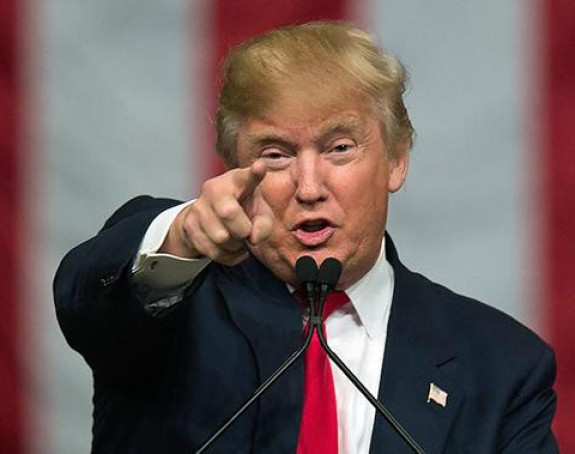 Доналд Трамп критикује Фејсбук, Твитер, Гугл...