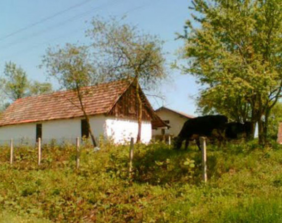 Seoska imanja u BiH daju se u bescijenje        
