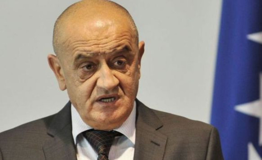 Bevanda: Usvojiti Zakon o akcizama