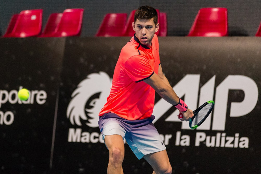 Parz - Masters: Krajinović ekspresno do drugog kola!