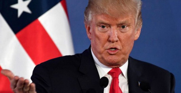 Tramp ponovo kritikuje istragu