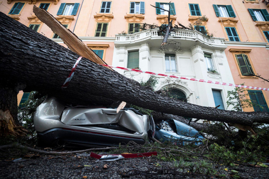 Italija: Raste broj žrtava oluje 