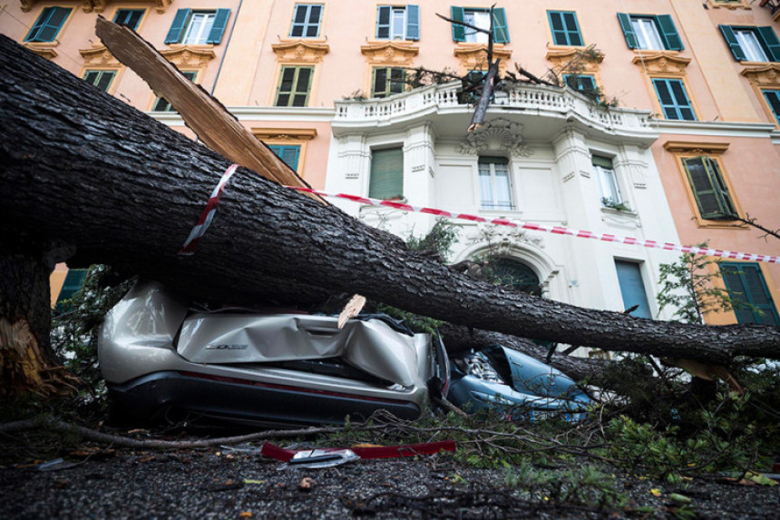 Italija: Raste broj žrtava oluje 