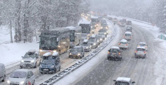 Francuska: Snijeg blokirao puteve 