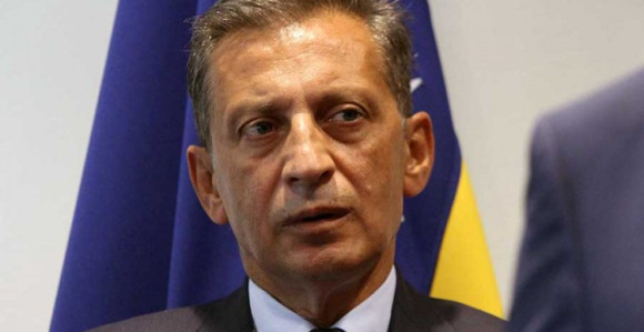 Još u opticaju sporna diploma direktora OBA