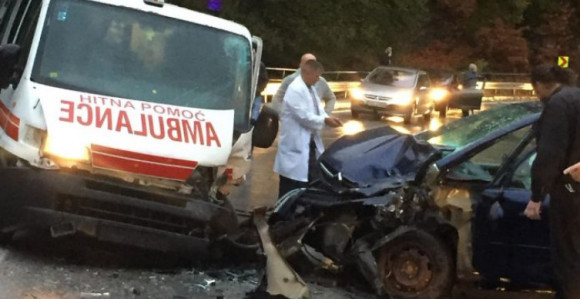 Sudar vozila Hitne pomoći i "Citroena"