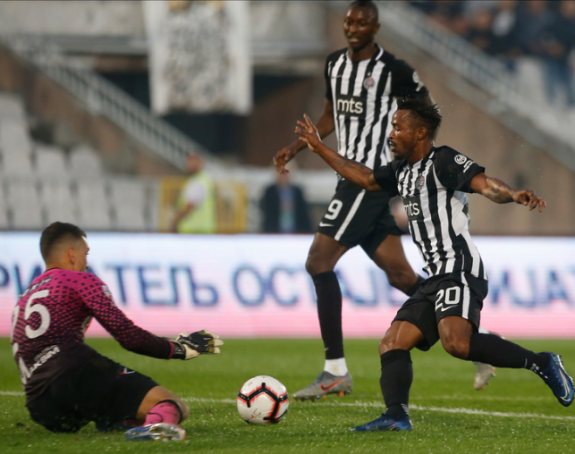 Partizan poražen od Čukaričkog