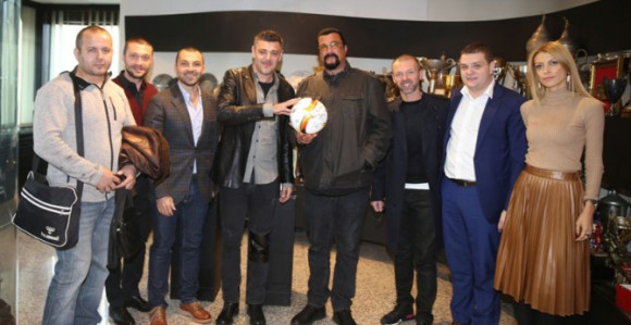 Стивен Сигал посјетио Партизан!