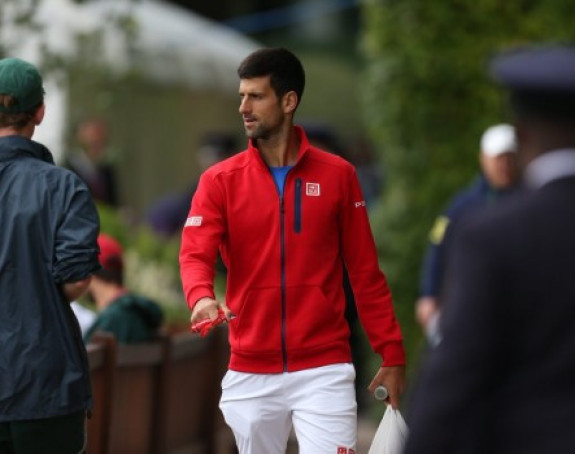 Сад и Лакост жели Ђоковића?!