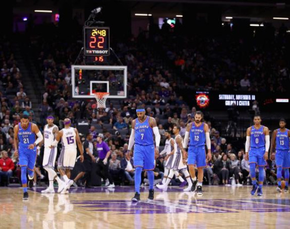 НБА: Оклахома лоша, Голден Стејт славио у ЛА-у...