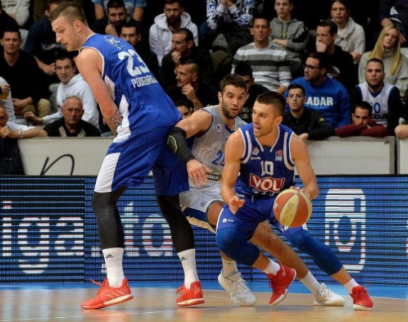 EL: Olimpijakos furioznom serijom deklasirao Budućnost!