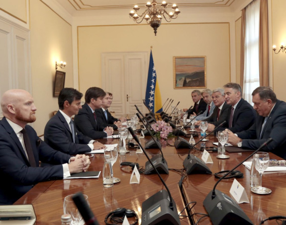 Додик није имао другог избора него да прихвати "Програм реформи"