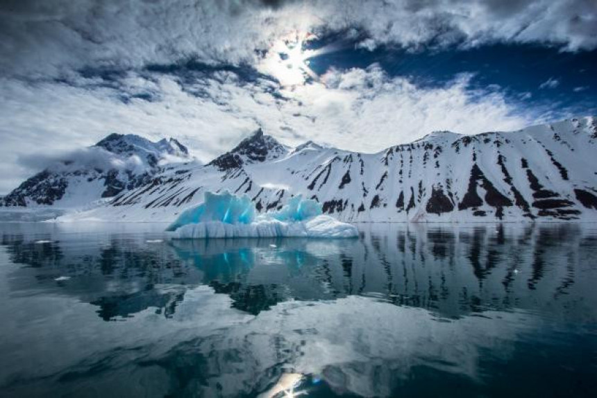 Šta se krije ispod antarktičkog leda