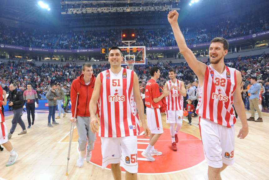 Analiza: Zvezda brža od Deda Mraza: Poklon već pod jelkom!