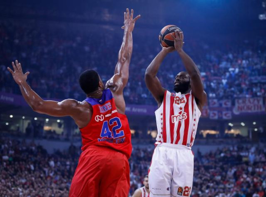 Dženkins: Navijači nas učine...!