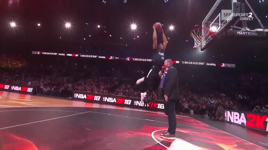 Видео: Стивенс као Винс Картер 17 година касније!