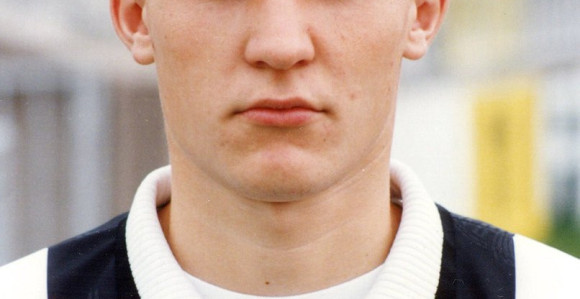 Video - Poseban dan za crno-bijele: Sale u "klubu 40"!