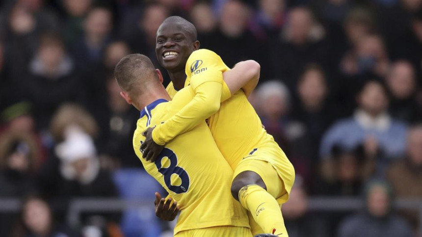 PL: Lester "probudio" Čelsi - 6 bodova iz komšiluka!