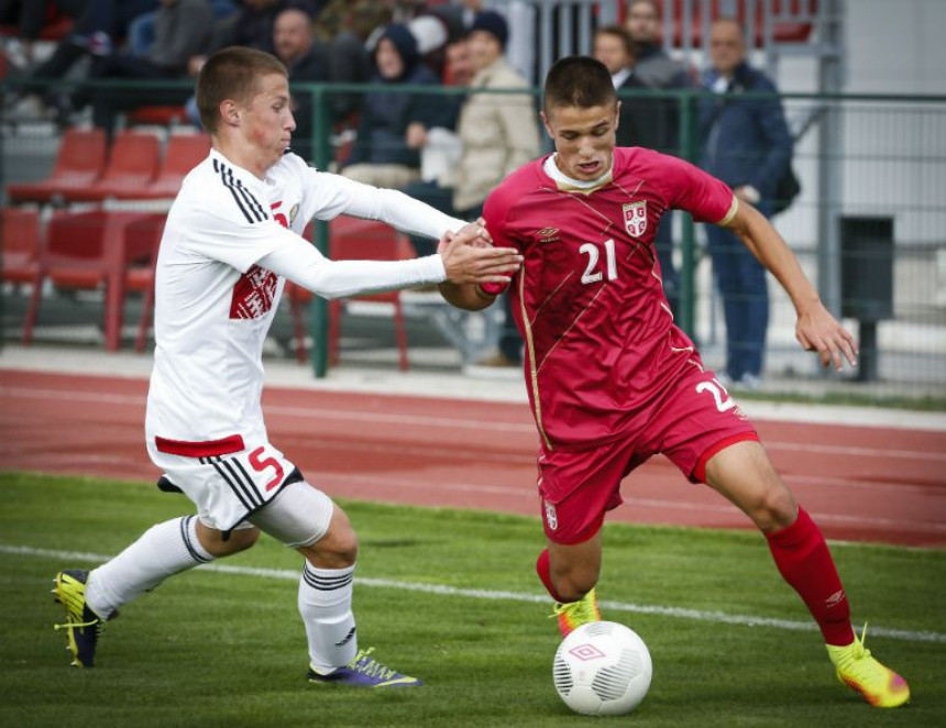 Partizan oteo Zvezdi krilo šampionske generacije!