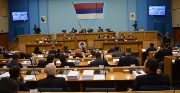 У НС РС могућа прекомпозиција! 
