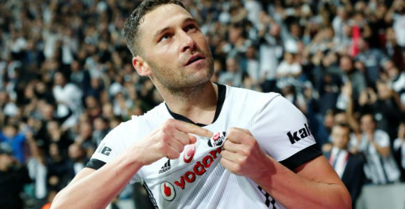 Bešiktaš želi Duška Tošića nazad!