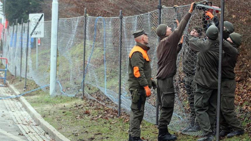 Austrija planira vratiti 50.000 tražilaca azila