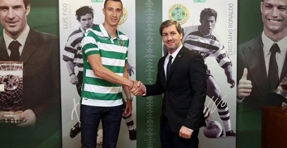Raća Petrović i ''Zlatna lopta Mundijalita'' potpisali istog dana za Rio Ave!