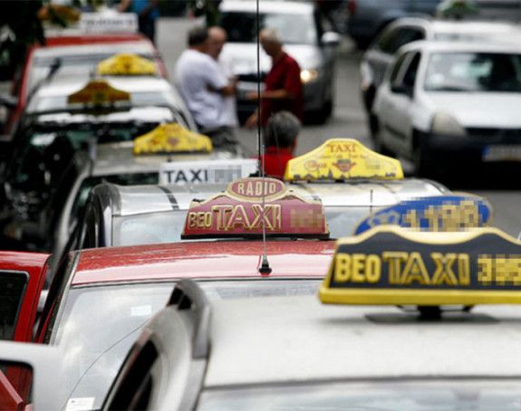 Uz prijetnju nožem pljačkale taksiste