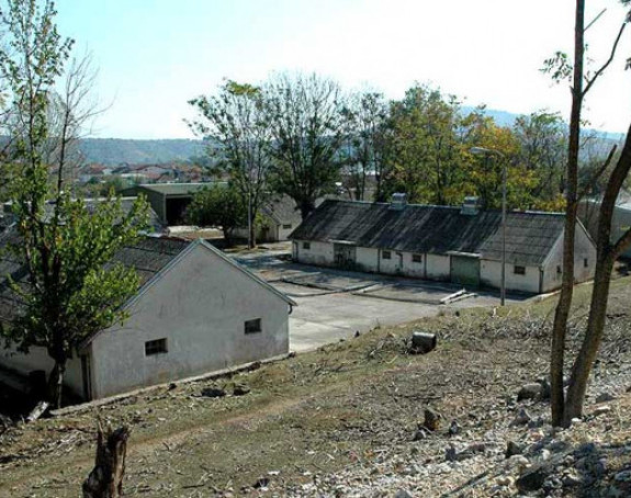 Bijeg kod komšija - spas za optužene