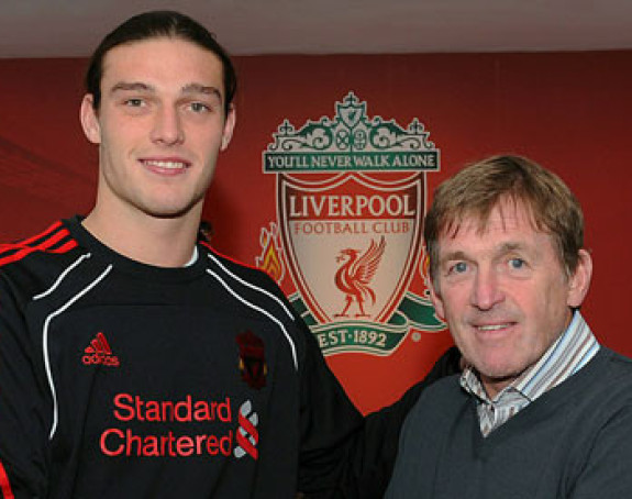 Kerol ''guglao'' saigrače u avionu za Liverpul!