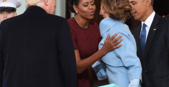 Šta je Melanija poklonila Mišel?