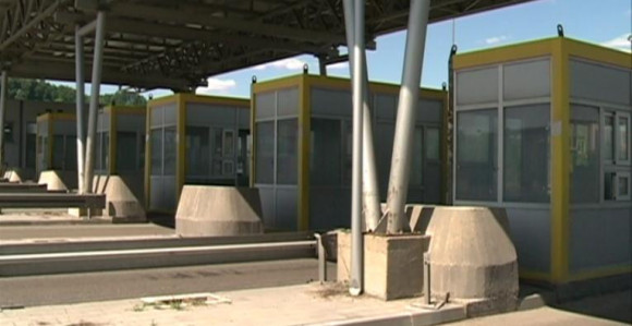 Naplatne kućice apsurdan projekat