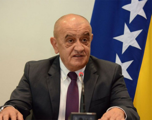Otkrio: Akcize za vraćanje kredita