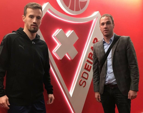 Vule Jovanović ide kod Dmitrovića u Španiju!