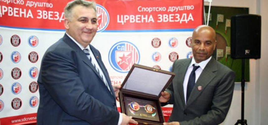 ''Pobratimili'' se Crvena Zvezda i Al Džazira!