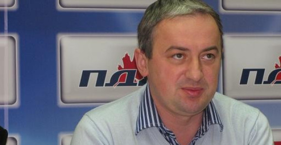 Dodik pokazuje da je na strani kriminala