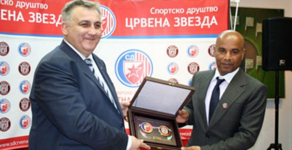 ''Pobratimili'' se Crvena Zvezda i Al Džazira!