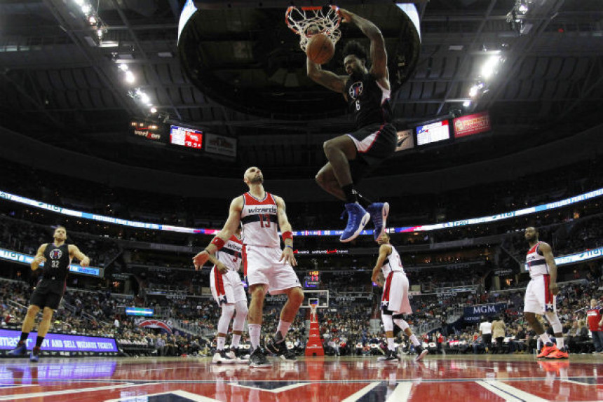 „Šut“ za dva poena ili profesionalni „zakucavač?!