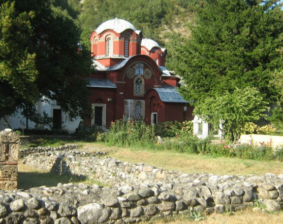Pronađen gejzir: Spasen manastir