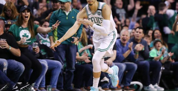 Tejtum u prvoj sezoni imao brojke kao Brajant u trećoj!