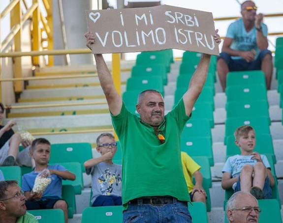 Aplauz za ''I mi Srbi volimo Istru''!