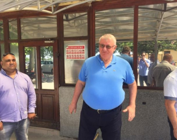 Legija ovlastio Šešelja za reviziju