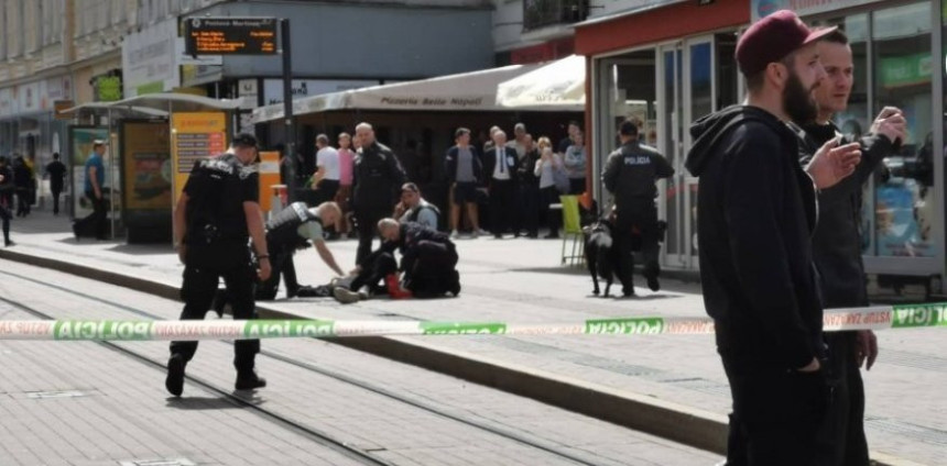 Policajci upucali muškarca